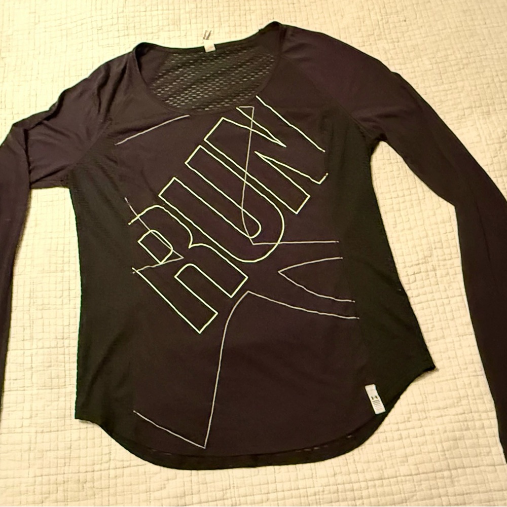 Under Armour Black Long Sleeve RUN Tee Heat Gear